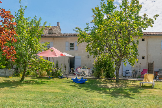 Aux chambres des Bujours - photo 0