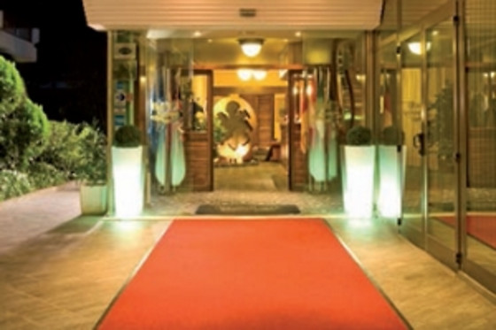 Hotel Savoy - photo 7