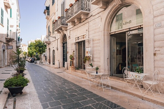 Pranzo o cena presso il Ristorante Fefino a Trani