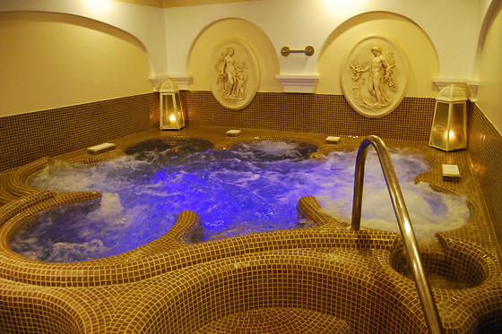 Attività benessere per due presso Hotel Gardasol beauty & SPA a Toscolano Maderno in provincia di Brescia