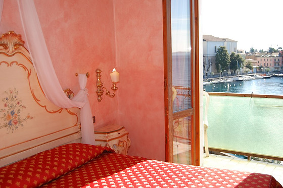 Attività benessere per due presso Hotel Gardasol beauty & SPA a Toscolano Maderno in provincia di Brescia