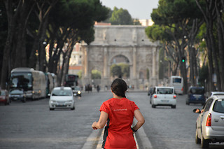 Visita guidata alternativa di Roma per 3 persone con ArcheoRunning