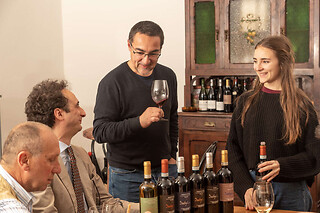 Visita della cantina e degustazione di vini presso Cantina Fabrizio Battaglino in provincia di Cuneo