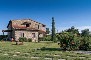 Soggiorno di due notti con gustose cene presso Borgo Campetroso in provincia di Grosseto