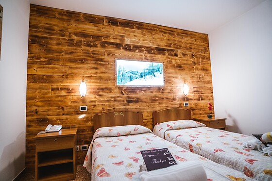 Soggiorno di una notte tra gusto e benessere presso Baita Cerato Wellness Hotel in provincia di Verona