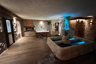 Soggiorno di una notte tra gusto e benessere presso Baita Cerato Wellness Hotel in provincia di Verona