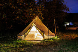 Tenda Sul Fiume