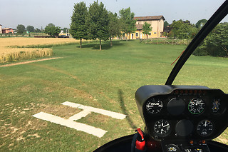 Volo in elicottero con  ASD Aviatours a Formigine in provincia di Modena