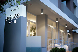 Soggiorno di due notti con colazione per due all'Atlas Hotel a Gabicce Mare in provincia di Pesaro Urbino