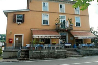 Un pranzo o una cena per due persone presso Trattoria Solari vicino Parma
