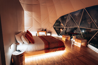 Soggiorno insolito di una notte in Bubble Room presso UnderDome Glamping in provincia di Viterbo