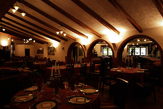 Soggiorno di una notte con cena all'Hotel Le Macinaie in provincia di Grosseto