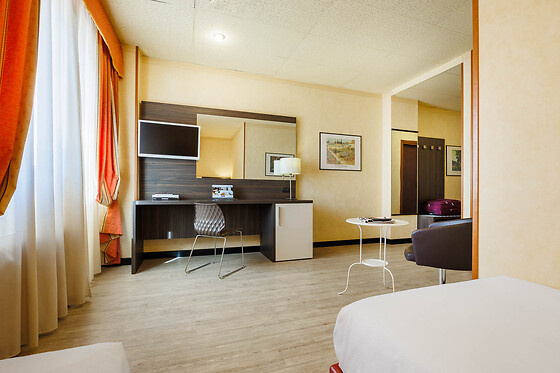 JR Hotels Bologna Amadeus - photo 5