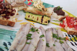 Soggiorno con colazione e cena al Minissale Farmhouse in provincia di Catania