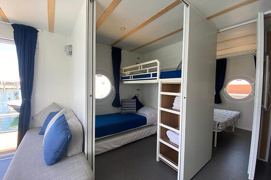 House Boat Rimini Resort - photo 1