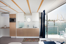House Boat Rimini Resort