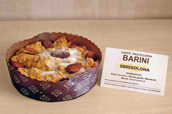 Degustazione di prodotti tipici veronesi presso Pasticceria Barini nel centro di Verona