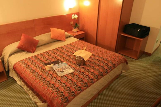 Soggiorno gastronomico per 2 presso Hotel I Ciliegi a Reggello (FI), in Toscana