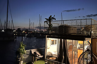 Soggiorno insolito di una notte nella Floating Home Delta del Po in provincia di Rovigo