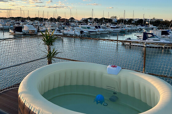 Soggiorno insolito di una notte nella Floating Home Delta del Po in provincia di Rovigo