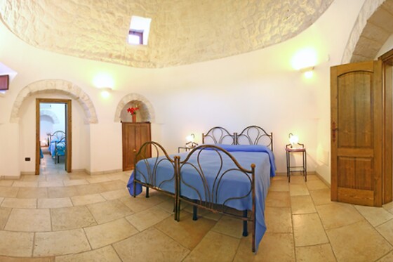 Soggiorno di una notte presso Trulli Convertini in provincia di Bari