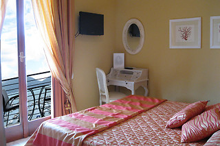 Soggiorno di due notti con colazioni all'Hotel Shelley e delle Palme in provincia di La Spezia
