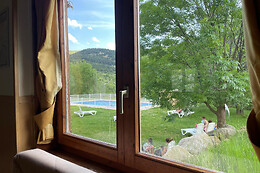 APARTAMENTOS SOLANA, HOTEL TAULL & ROMANIC