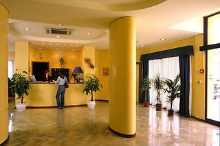 Soggiorno gastronomico di due notti per due all'Hotel Miravalle a Ribera in provincia di Agrigento