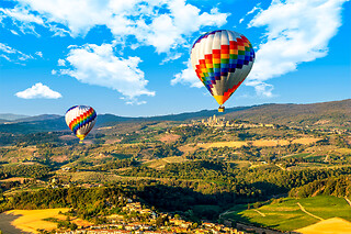 Volo in mongolfiera di un'ora nel Chianti e colazione tipica per due persone con Firenze Mongolfiere