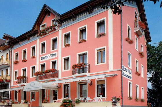 Soggiorno di 2 notti con 2 cene all'Hotel Ristorante Alpi in provincia di Vicenza