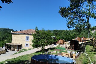 Soggiorno insolito di due notti in tenda all'agriturismo Tre Casali in provincia di Frosinone