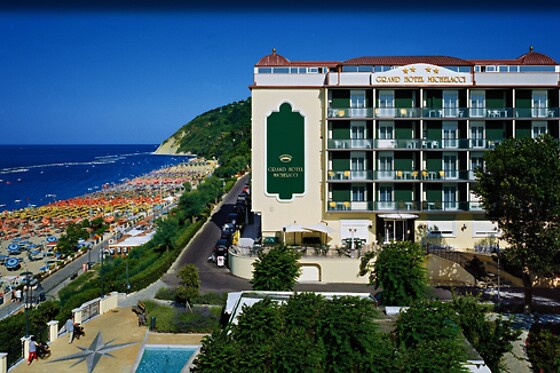 Soggiorno benessere con cena al Grand Hotel Michelacci - Maison D'O Spa in provincia di Pesaro