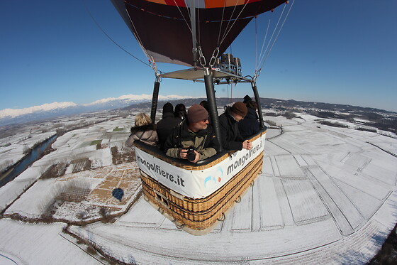 Volo in mongolfiera presso Charbonnier Mongolfiere ad Aosta