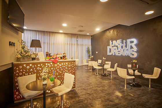 IH Hotels Milano Lorenteggio - photo 4