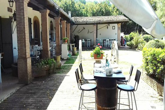 Soggiorno di una notte con cena presso Il Cerreto in provincia di Avellino