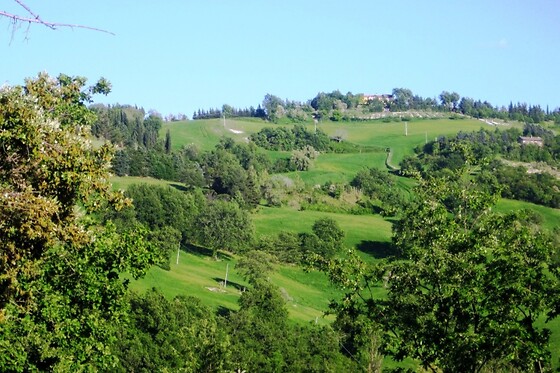 Soggiorno di due notti con cene presso l'Hotel La Meridiana immerso nelle colline del Montefeltro
