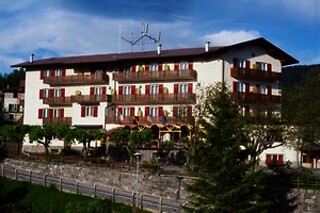 Due notti di benessere presso l'Hotel Panorama Wellness & Resort a Malosco in Trentino Alto adige
