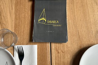 Pranzo o cena tipica spagnola presso Tabarca Cucina Iberica a Genova