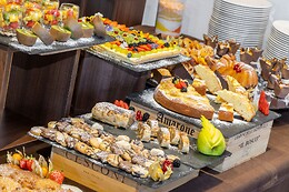 Luna Wellness Hotel