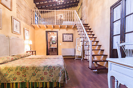 LA CASONA DE CALDERÓN