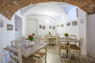 Soggiorno in famiglia di una notte con colazione presso La Casa del Sarto - Rooms & Apartments a Lecco