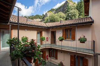 Soggiorno in famiglia di una notte con colazione presso La Casa del Sarto - Rooms & Apartments a Lecco