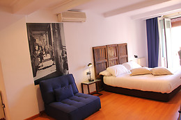 LAS COLES APARTASUITES