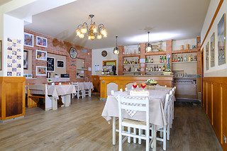 Soggiorno di due notti con gustose cene all'Hotel Ristorante Moderno in provincia di Bergamo