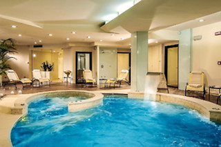 Soggiorno relax di una notte con colazione presso Rizzi Aquacharme Hotel & Spa a Boario Terme
